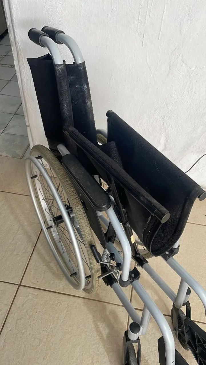 Cadeira de rodas (Polior), 130kg - Foto 3