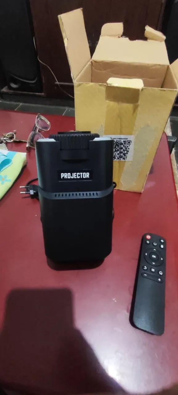 Projetor Smart LED - Cinema em Casa (Bivolt) - Novo na Caixa - Foto 2