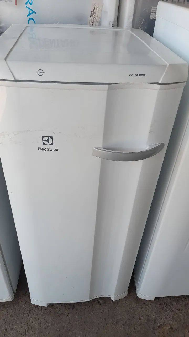 Freezer vertical electrolux  - Foto 4