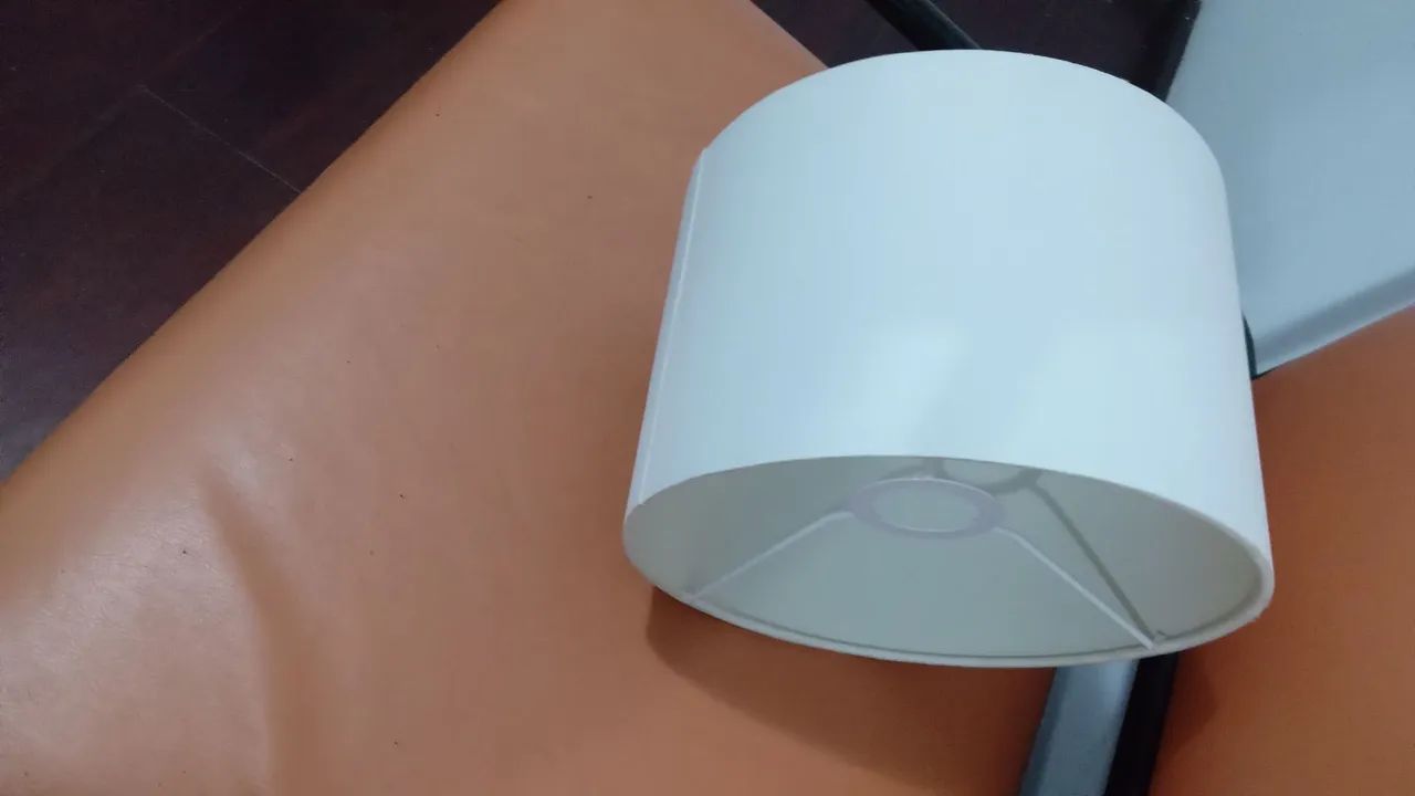 Cúpula  de abajur  branco  - Foto 3