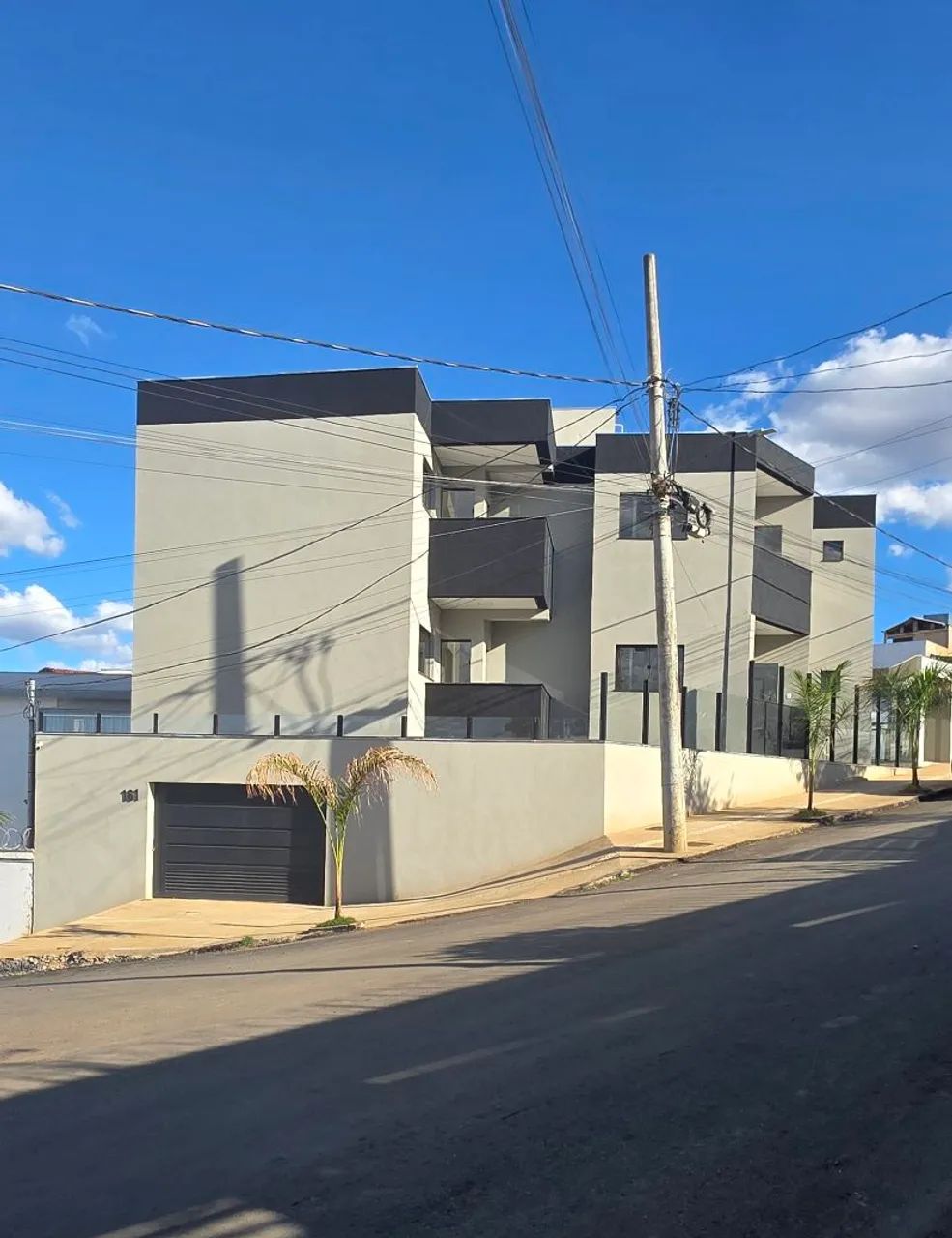 Apartamentos para Venda e Aluguel