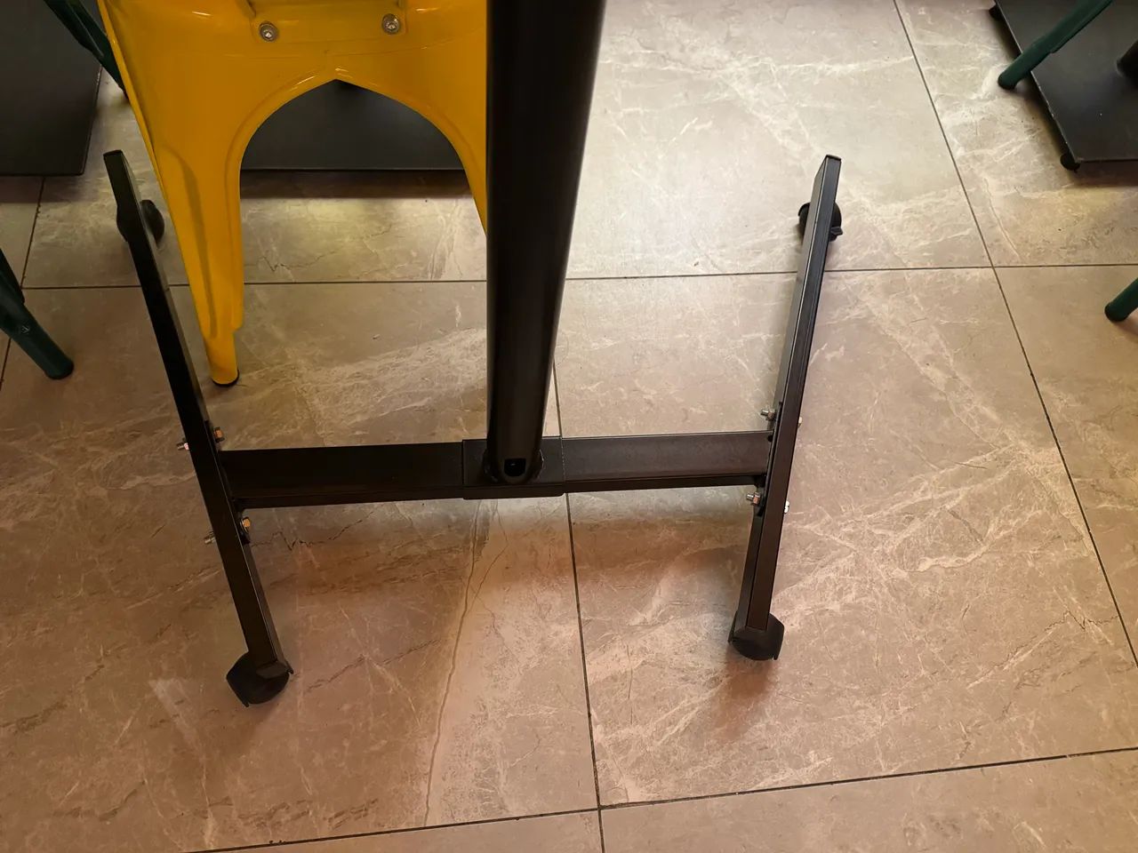 Suporte televisão hack  - Foto 4