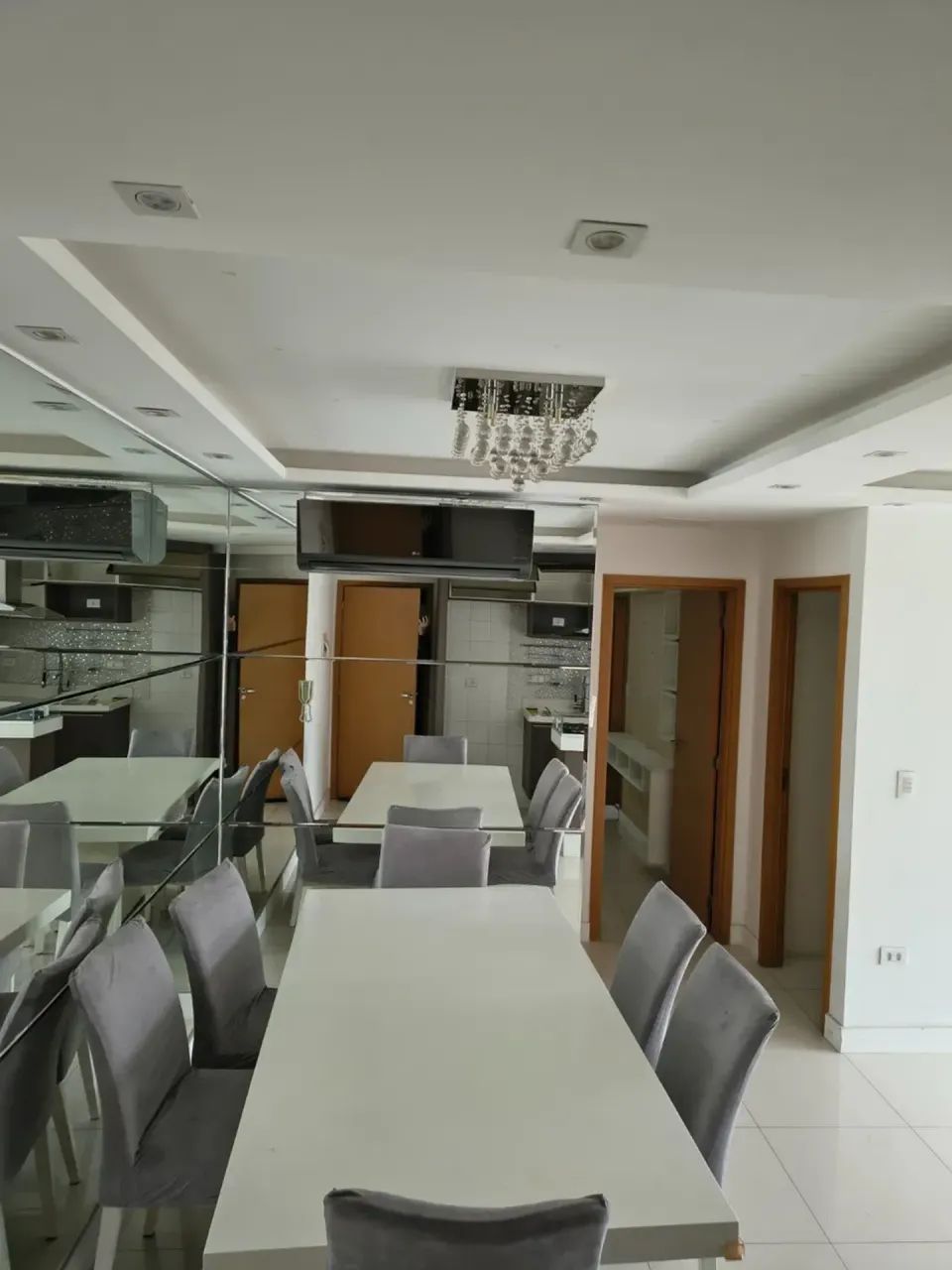 2 dorm. Com 2 suites e lavabo com 2 vagas - Foto 4