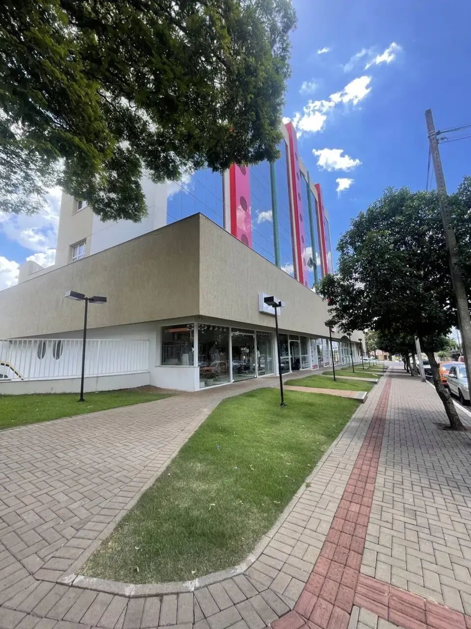 Ótima  sala para aluguel no Edifício  Blumenpark com 93 m² privativos em Centro - Rolândia - Foto 4