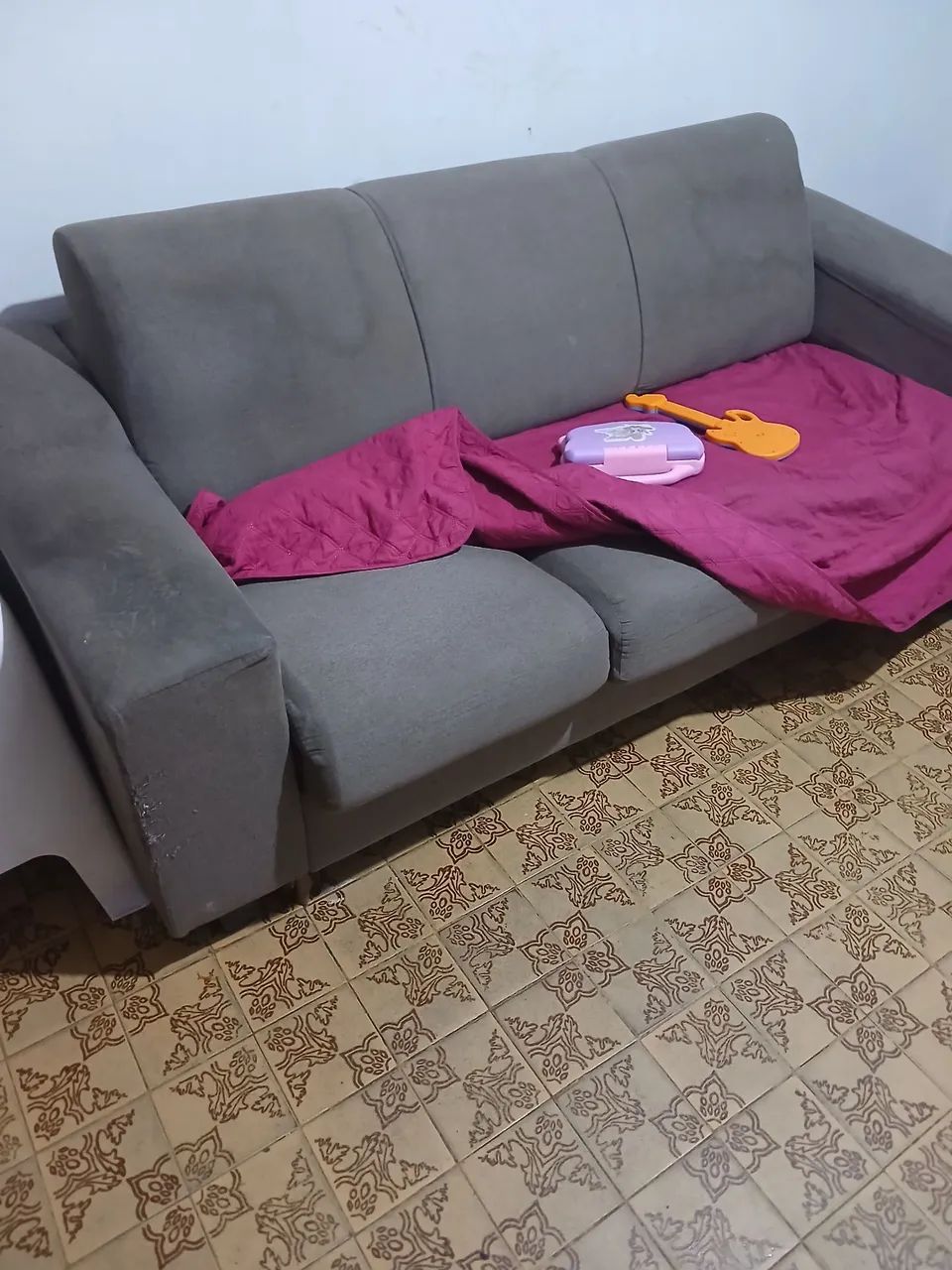 Sofa 3 lugares antigo - Foto 2
