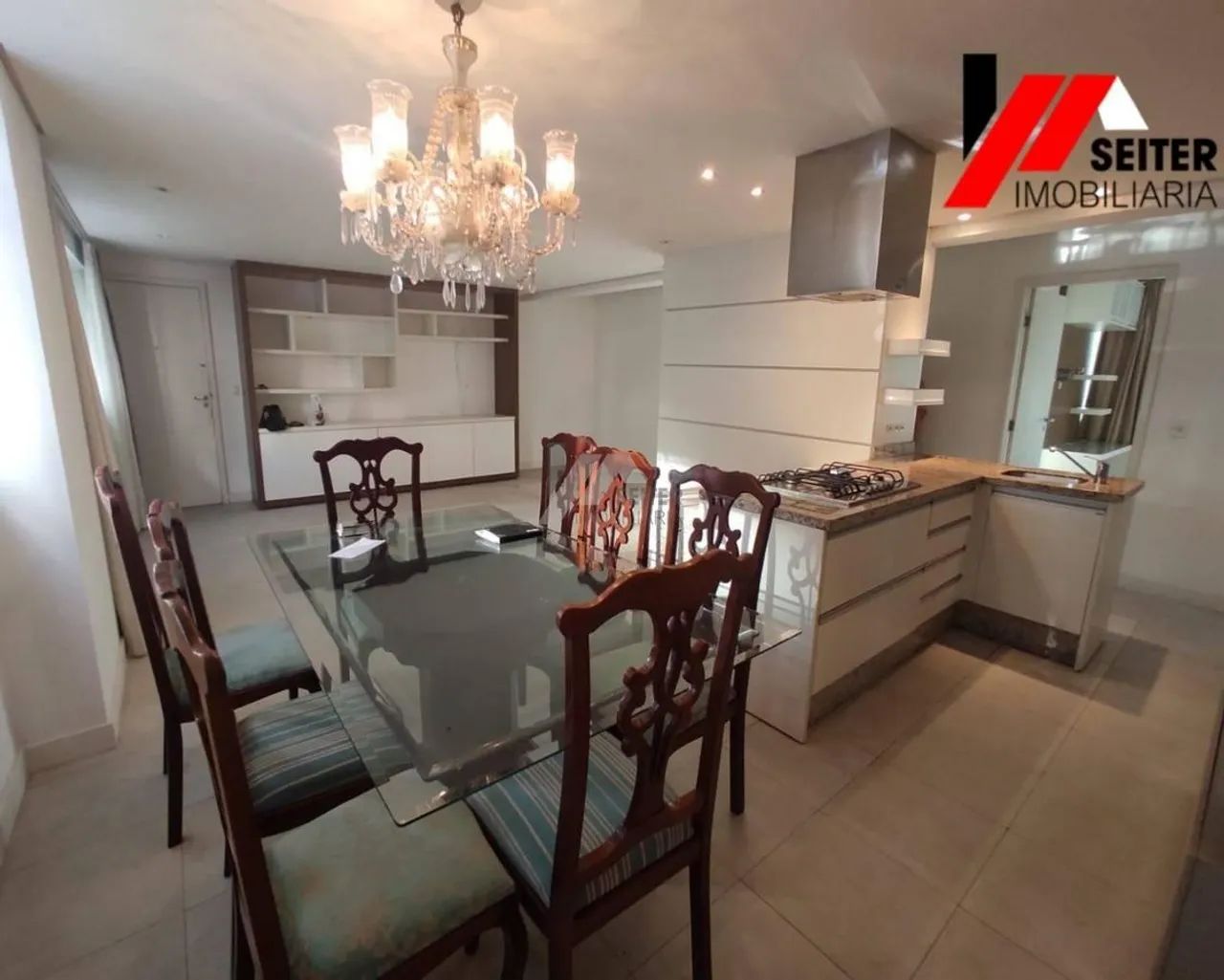 Apartamento semimobiliado 2 suites no centro para Locação 2 vagas - Foto 3