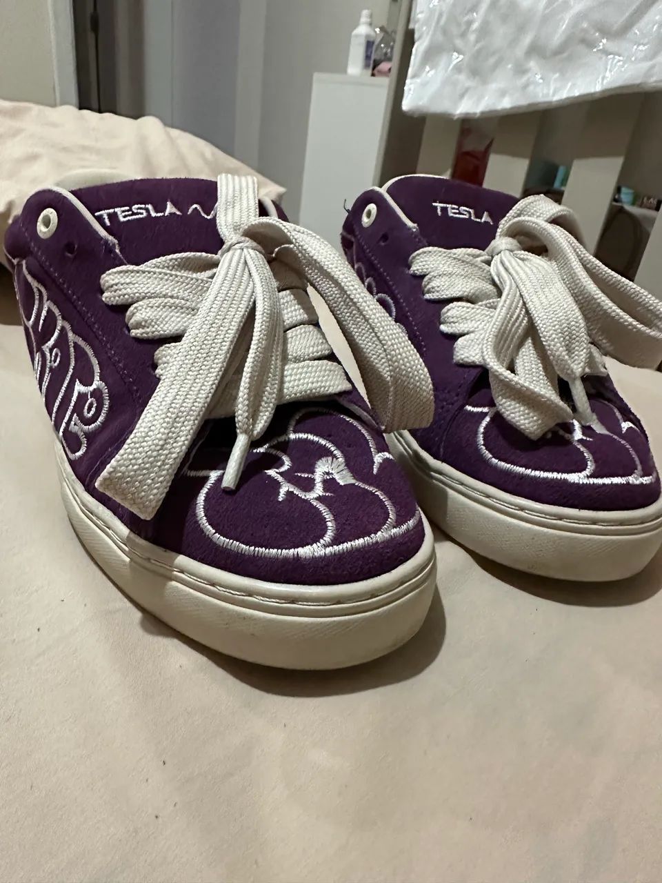 Vendo tênis tesla original 