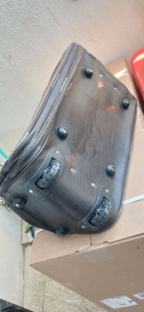 vendo bolsa de viagem nova - Foto 3