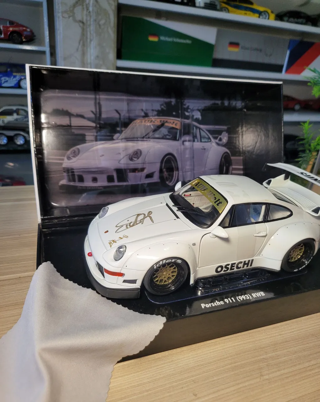ミニカー Porsche 911 Carrera RSR Turbo 2.1 1/18 $_12.JPG?set_id
