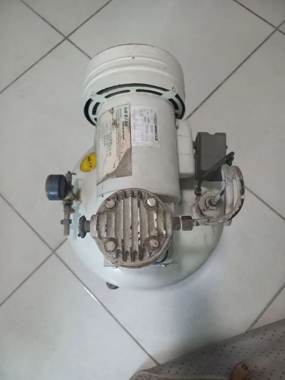 Compressor Odontológico Gnatos GS3/30 isento de óleo  - Foto 3