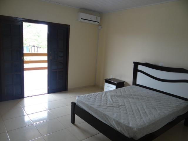 Lindo sobrado, 04 dormitórios, 03 banheiros, terreno todo murado - Foto 5