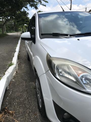 Fiesta Sedan 1.6 completo - 2014 - Foto 5