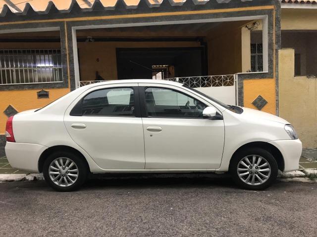 Toyota Etios XLS Sedan 1.5 2015 - Foto 7