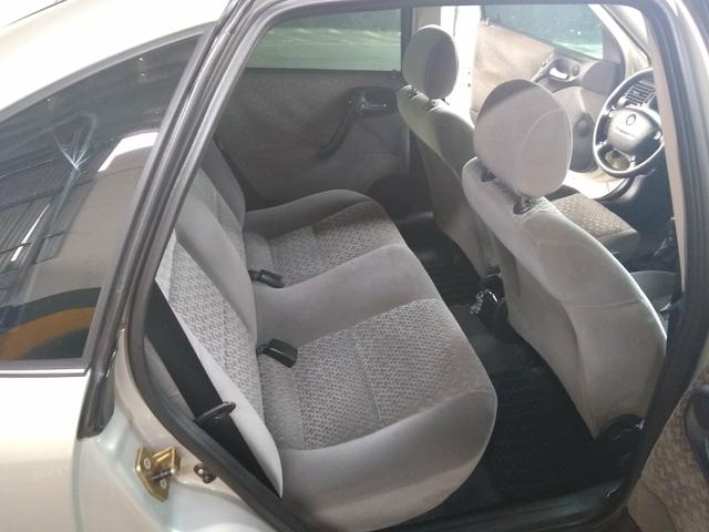 Vectra expression 2005 - Foto 12