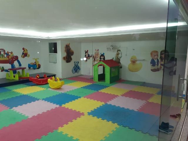 Alugo apartamento de 2 quartos na estrada do coco em frente ao Shopping Busca Vida - Foto 18