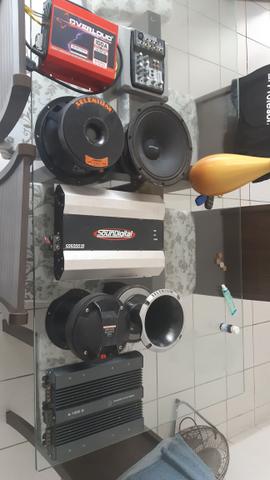 Som automotivo