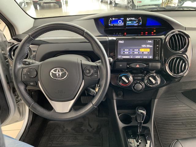 Toyota Etios HB 1.5 Xls Automático 2017 - Foto 10