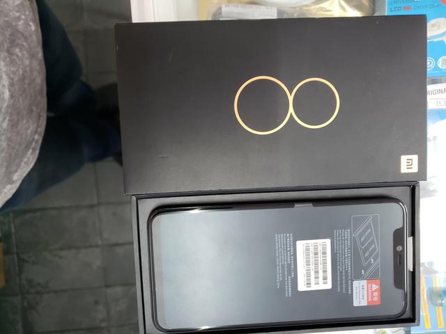Vendo mi8 pro transparente - Foto 2