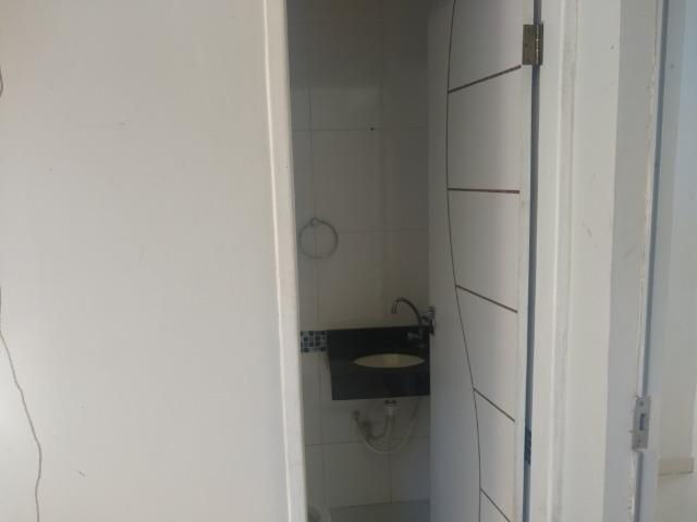 Belíssima Casa Condomínio Portal - Foto 6