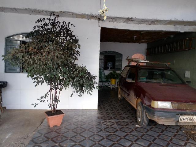 Qr 121 Samambaia - Sobrado 5qts, 2 moradias, px a comercio, transporte vlr 160.000 - Foto 2