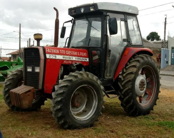 Trator agrícola Massey ferguson 275 (cabinado)