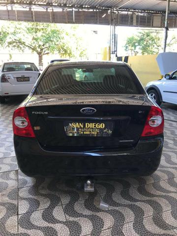 Ford Focus Sedan 2.0 2013 Automático - Foto 12
