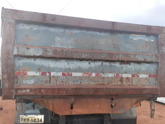 Caçamba meia cana truck