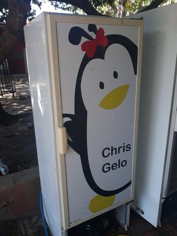 Freezer metalfrio 350L