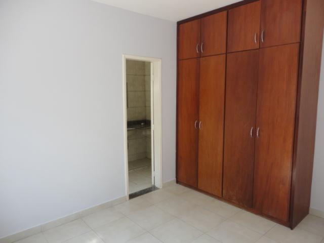 Qe 34 linda, na laje, terreno de 200m² - Foto 17
