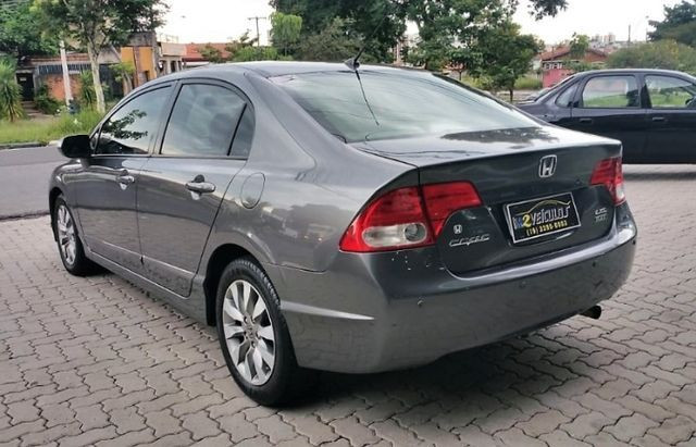 Civic 1.8 Flex Automático LXL com Paddle Shift Financio ou Troco - Foto 2