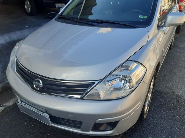 Tida Hatch, S 1.8 Total Flex ano 2012 cor Prata Completo - Foto 6