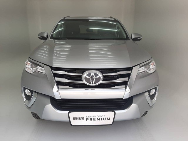 HILUX SW4 2017/2017 2.7 SR 4X2 16V FLEX 4P AUTOMÁTICO