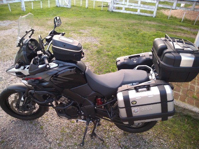 SUZUKI V STROM 1000 XT