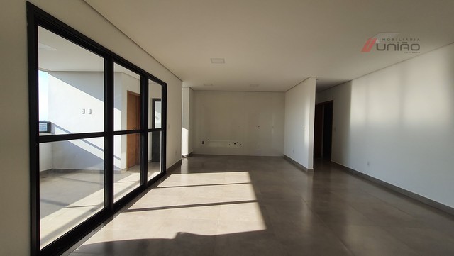 Vende ou troca apartamento na Av. Brasil Edifício Cabral, Zona I - Umuarama - Foto 5