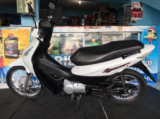 HONDA BIZ 125 BRANCA 2010