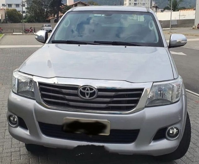 TOYOTA HILUX 2.7 SRV