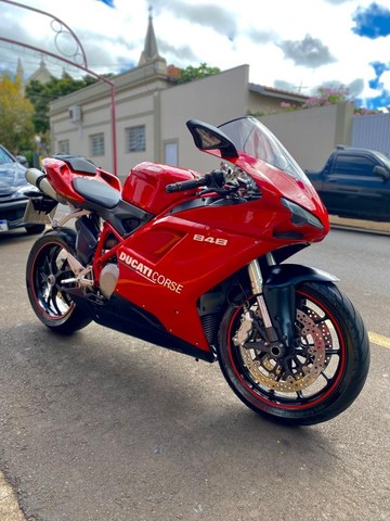 DUCATI 848