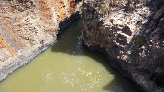 32 hectares com cachoeira  - Foto 3