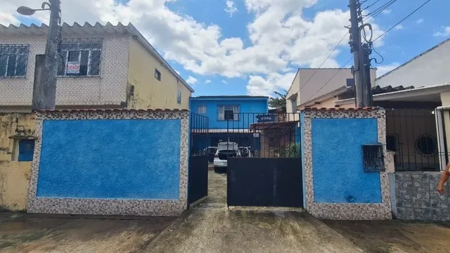 Imobiliária nova aliança vende casa independente com ótimo quintal em Muriqui!