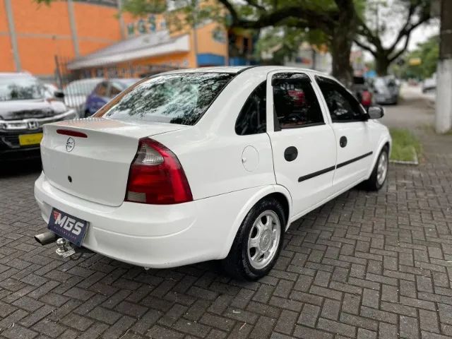 Vendido: Corsa Sedan 1-8 2003