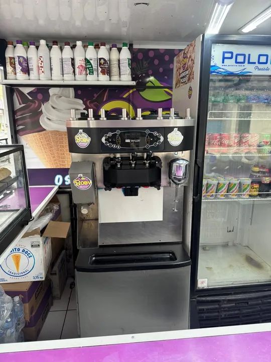 Máquina de sorvete expresso 712 teylor semi nova  - Foto 2