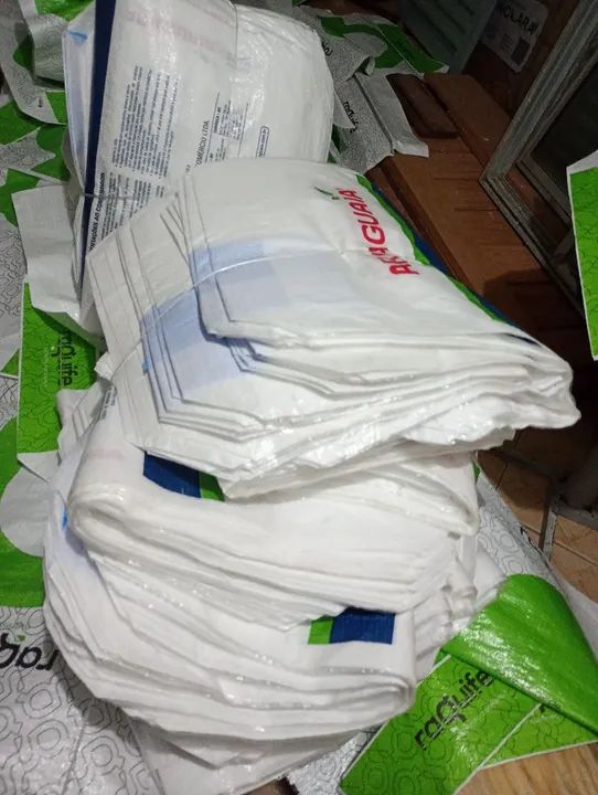 Vendo saco para entulho ou outras coisas más..