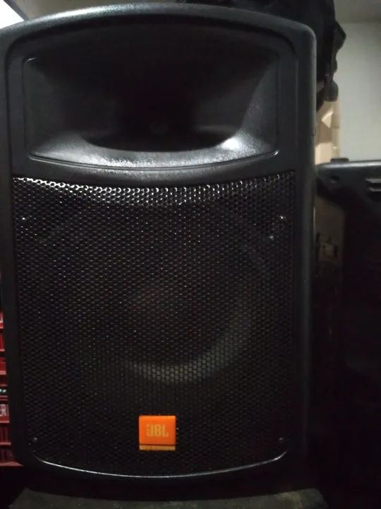Caixa jbl de 15polegadas  - Foto 3
