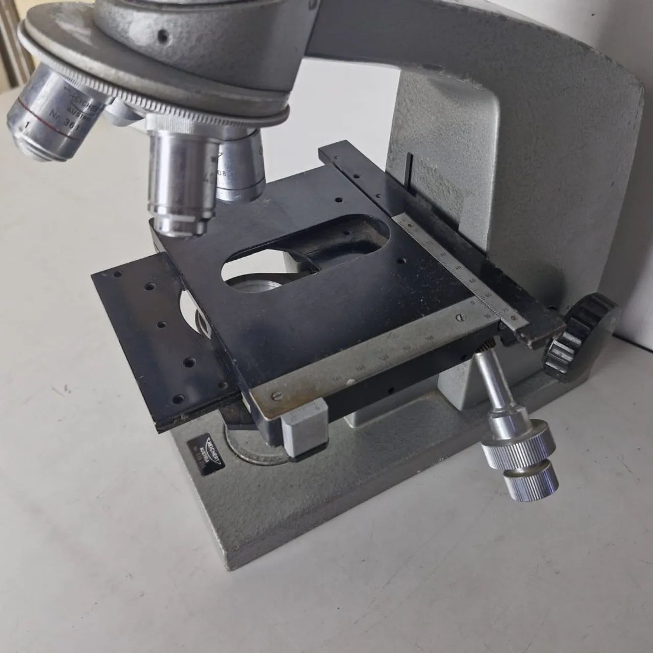 Microscópio binocular - Foto 2