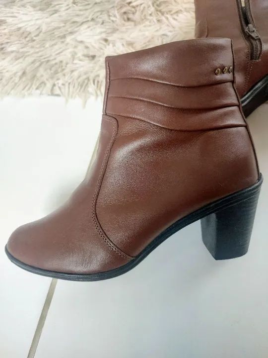 Bota de couro Tam.36 Black Friday