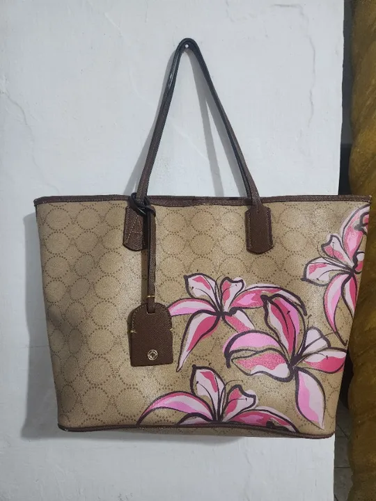 Bolsa Arezzo