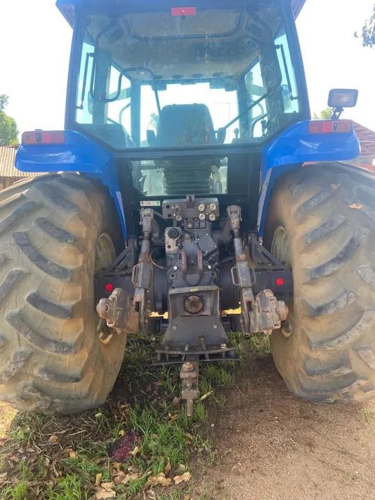VENDO TRATOR NEW HOLLAND TM 120 - Super conservado  - Foto 4