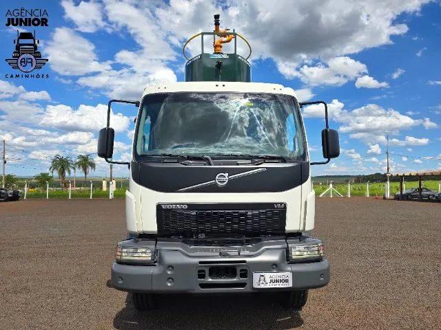 Volvo VM 330 ano 2022 traçado bombeiro 20.000L novo, sem uso.  - Foto 2