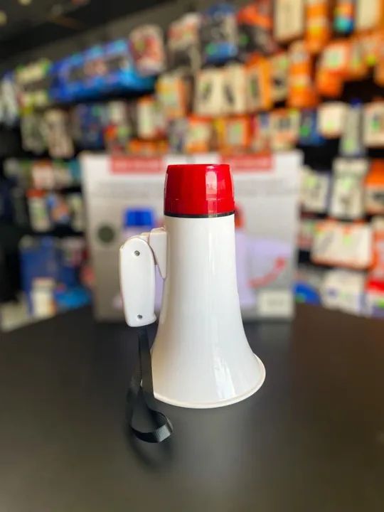 MEGAFONE RECARREGÁVEL COM SIRENE E GRAVADOR - Foto 6