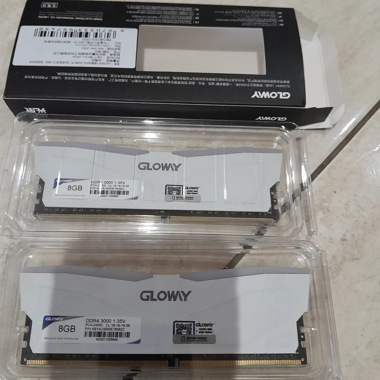 Memória RAM Glowy DDR4 3000MHz 8GB - Nova!